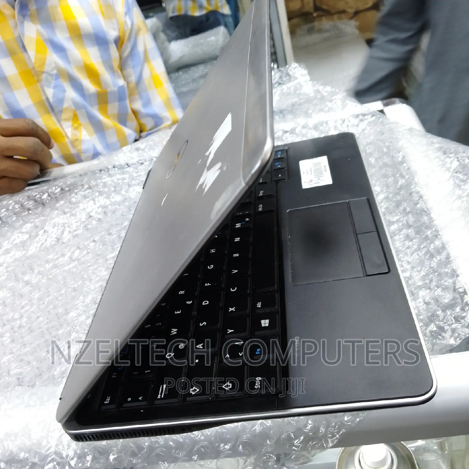 Laptop Dell Latitude E7240 4GB Intel Core I5 SSD 256GB