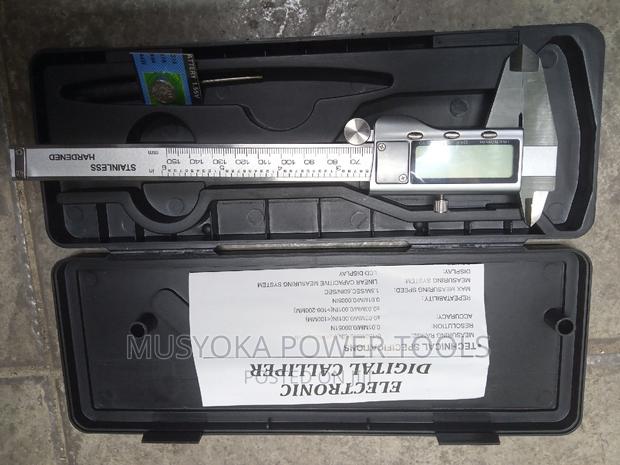 Electronic Digital Caliper 150mm - main view