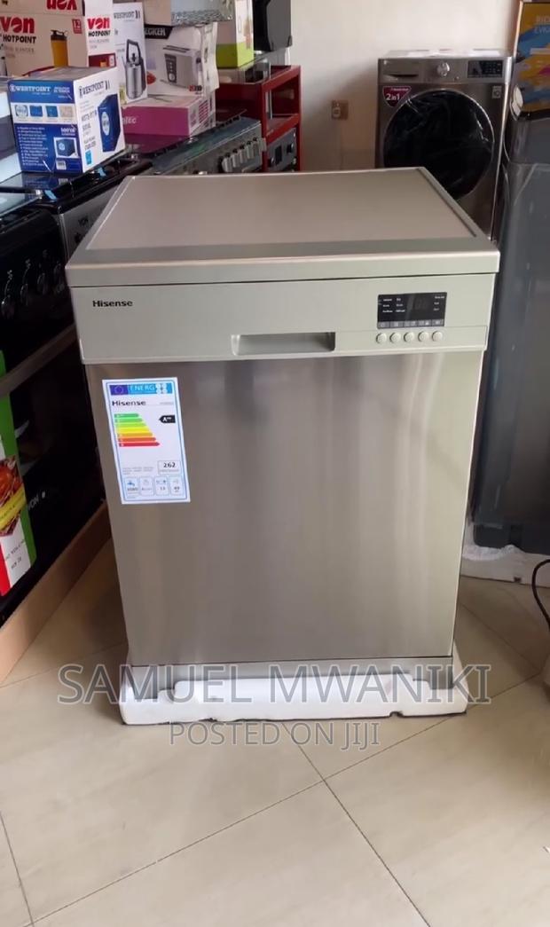 Hisense Dishwasher 13 Plates Load Capacity - main view