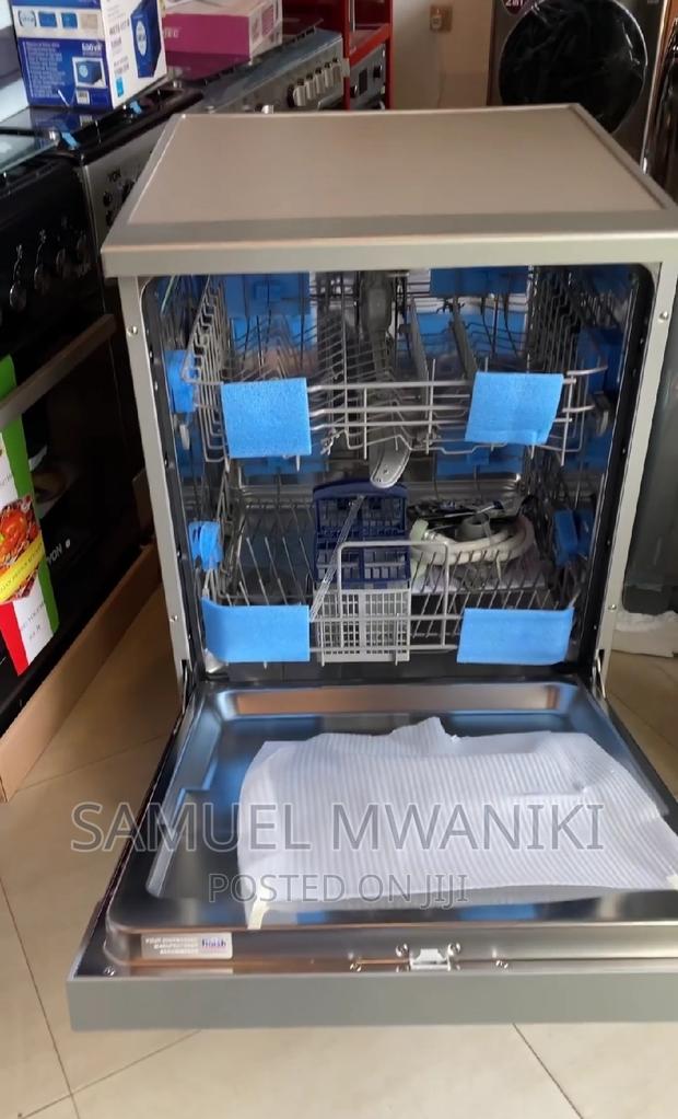Hisense Dishwasher 15 Load Capacity - thumbnail 2