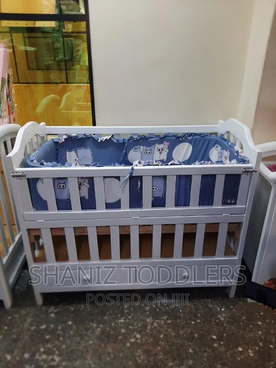 2ft by 4ft Baby Cot * Baby Cot