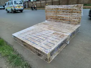 Pallet Bed- 6*6 Blazed Pallet Bed. (MW16 )