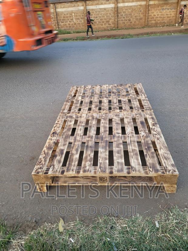 Pallet Bed- 4*6 Raised Pallet Bed. (Sl06,)