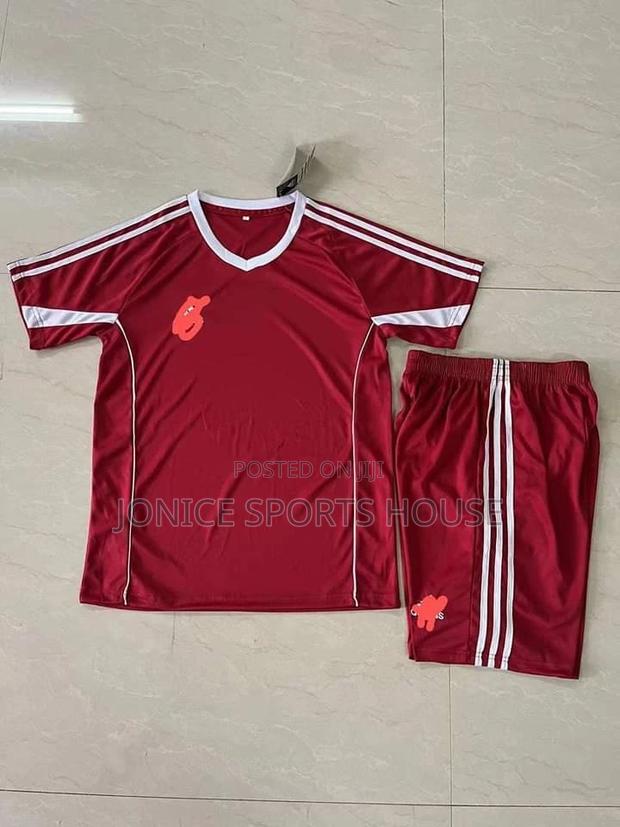 Team Uniforms - main view