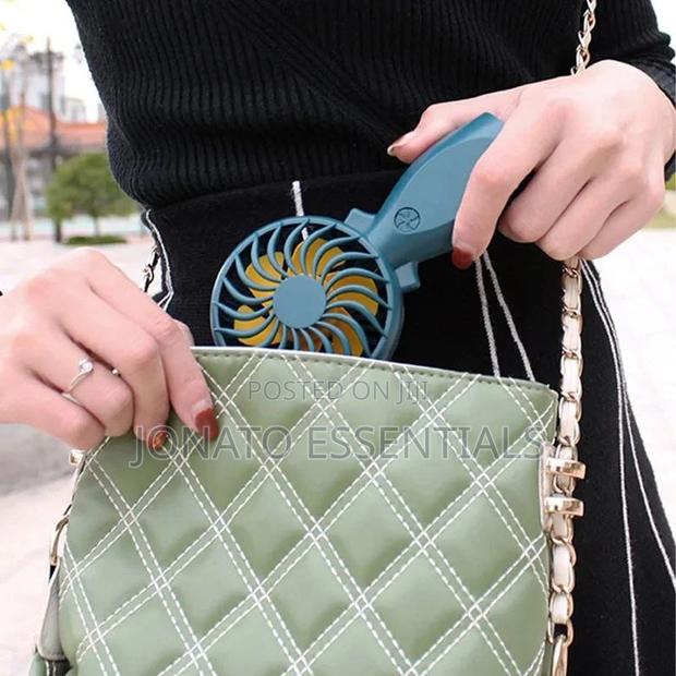 Portable Rechargeable Mini Fan - thumbnail 2