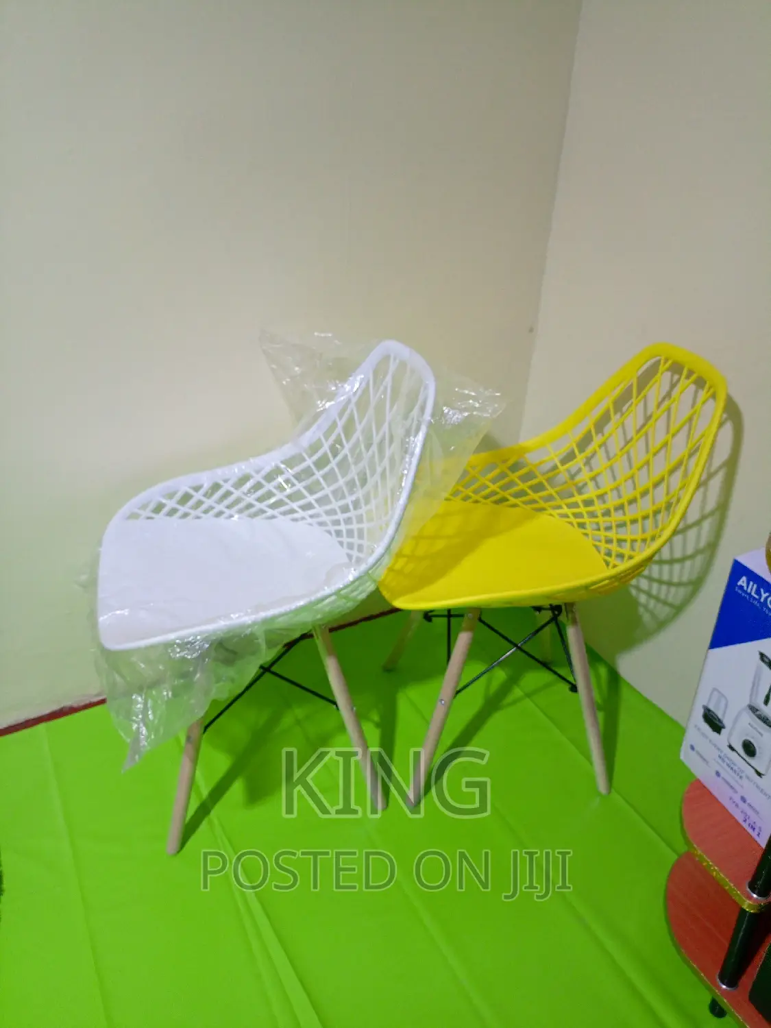 Eames Chair Eames Chair Eames Chair Eames Chair Eames Chair