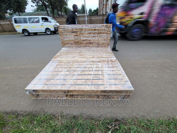 Pallet Bed- 6*6 Blazed And Detachable Pallet Bed. (S.W19,)
