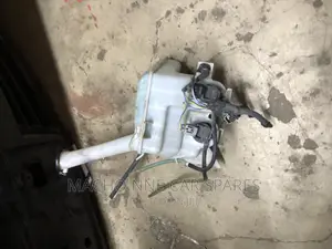 Toyota Fielder 161 Washer Bottle