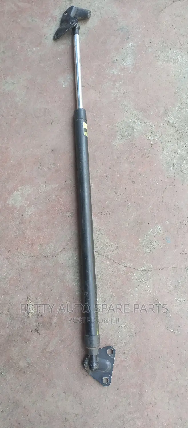 Toyota Hiace 7 L Boot Shock