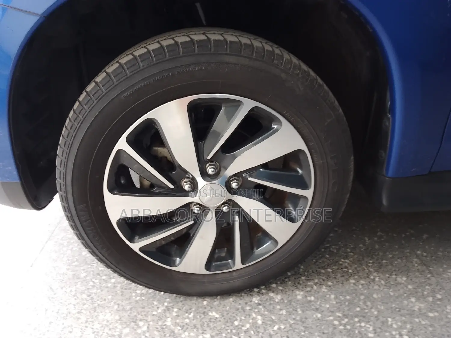Mitsubishi RVR 2016 Blue