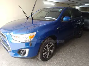 Mitsubishi RVR 2016 Blue