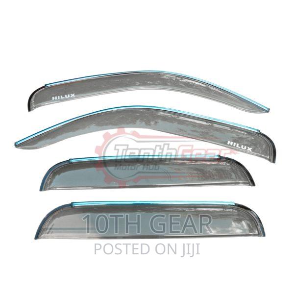 Window Visor Hilux 2000-2005 - main view