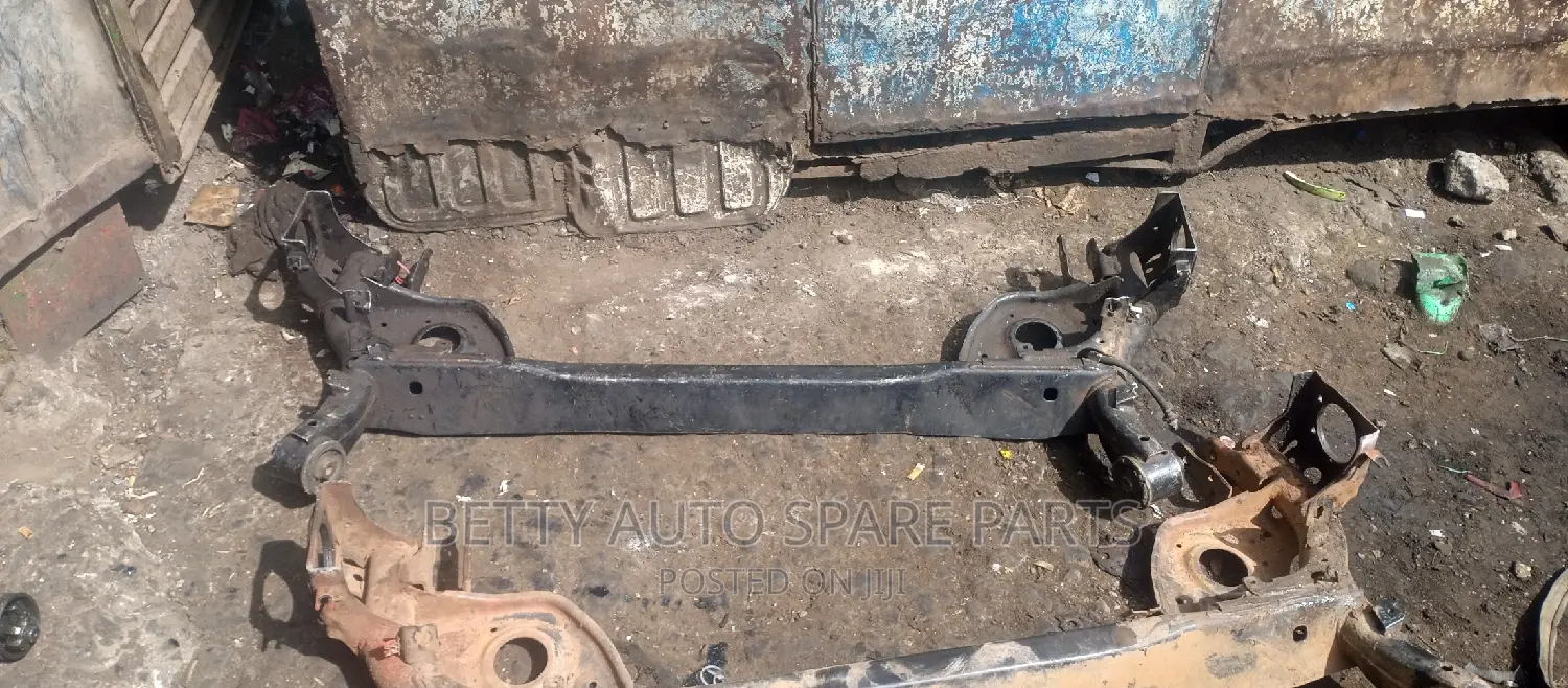 Nissan Note New Model 4wd Rear Beam or Mligoti