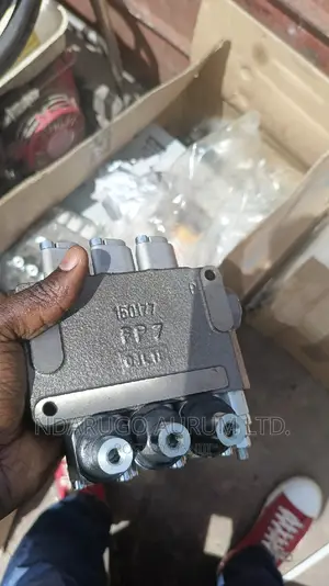 3/8 Hydraulic Control. 3 Way. (Made in Italy