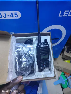 Radio Call : Walkie Talkie. 10 Km Radius
