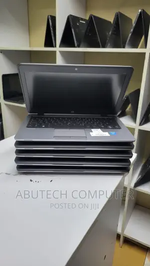 Laptop HP EliteBook 820 4GB Intel Core I5 HDD 500GB