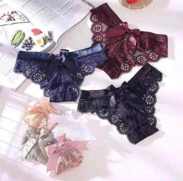 Laced Ladies Thongs - thumbnail 3