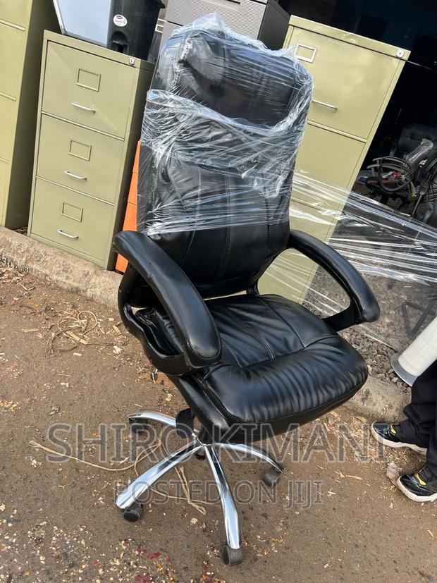 Chairs Office Best Quality