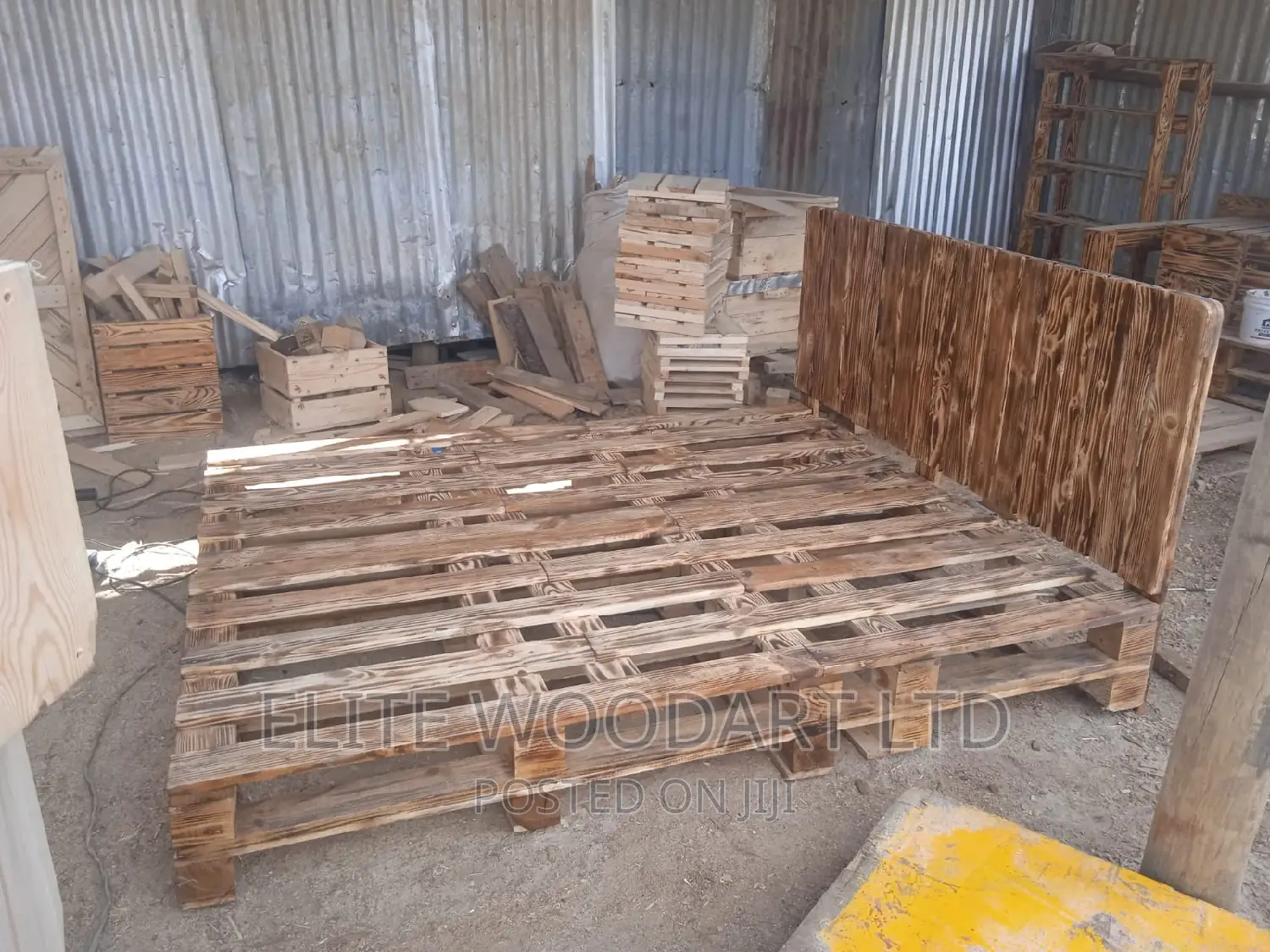 4x6 Rustic Pallets Bed