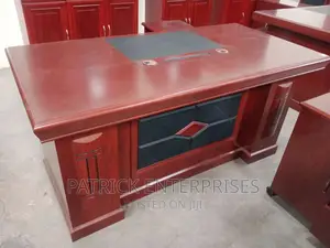 Executive Imported Morden Mahogany Office Desk 1.6 MTRS