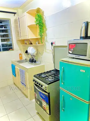 Airbnb One Bedroom South B