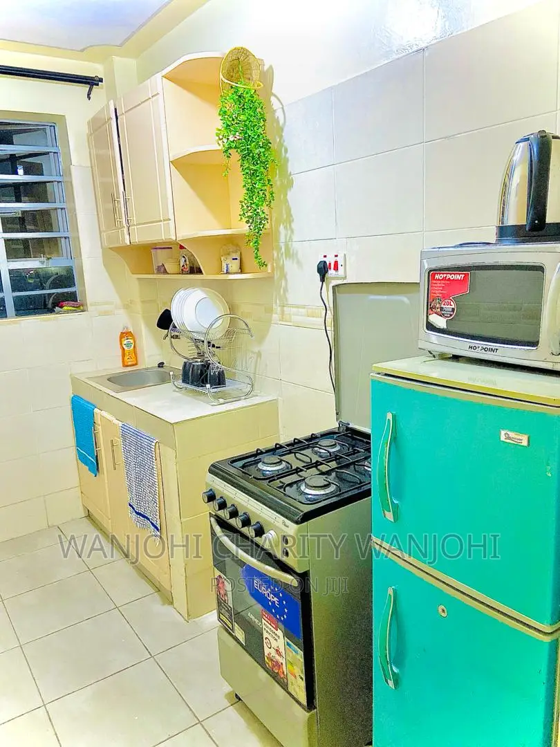 Airbnb One Bedroom South B