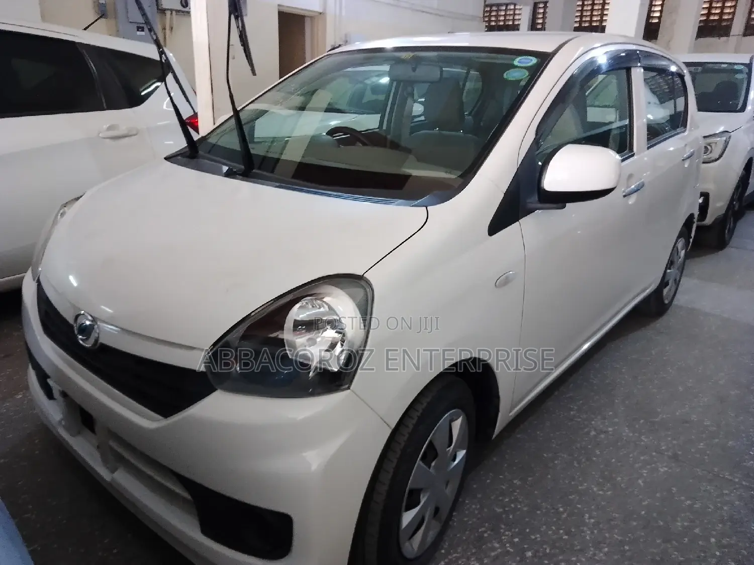 Daihatsu Mira 2016 White