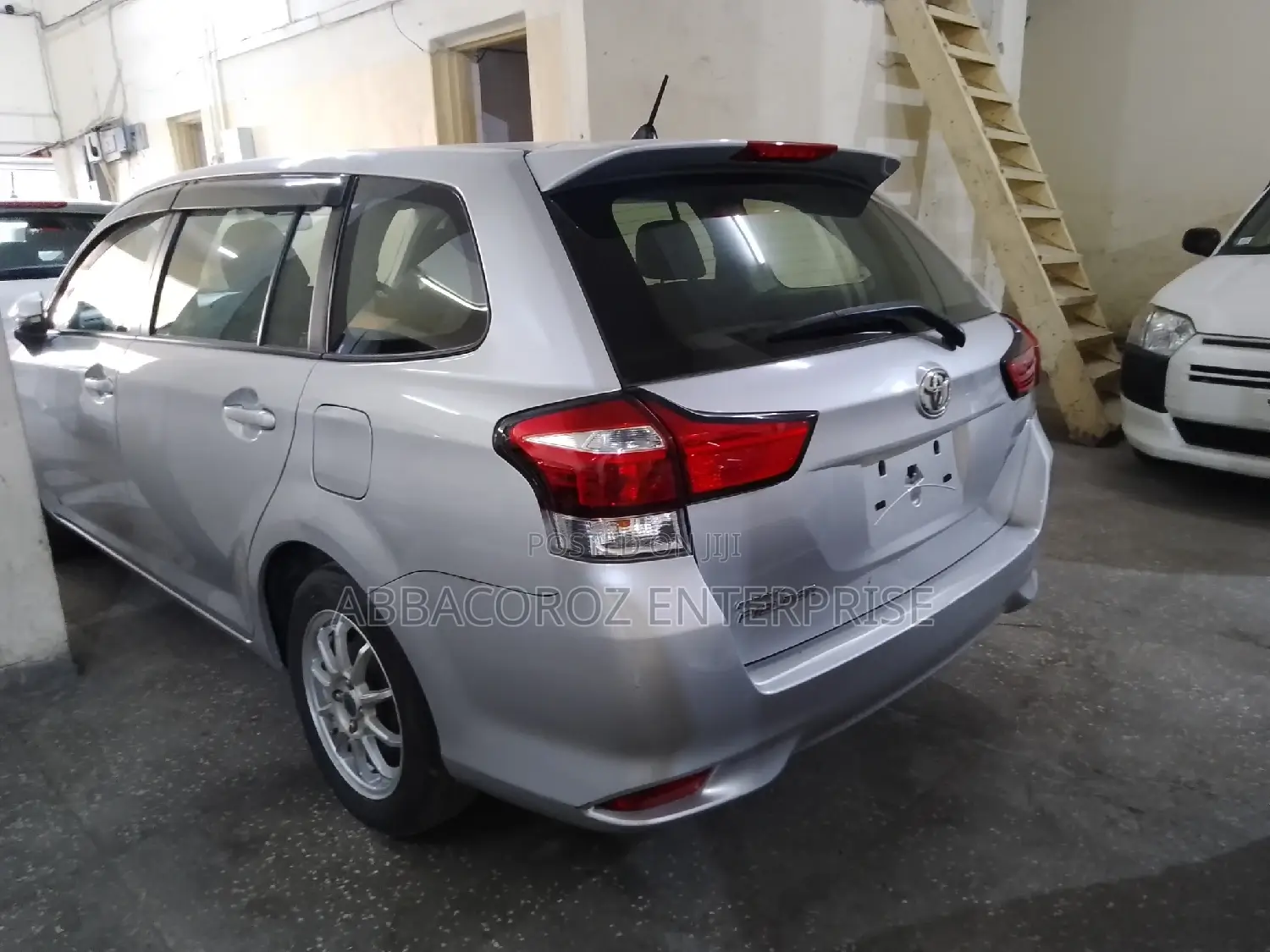 Toyota Corolla Fielder 2017 Silver