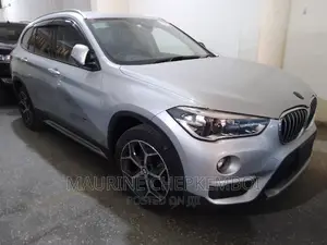 BMW X1 xDrive28i AWD 2016 Gray