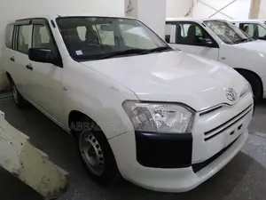 Toyota Succeed SV Premium 2016 Pearl