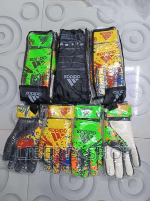 Excellent Goal Keeper Gloves - thumbnail 2