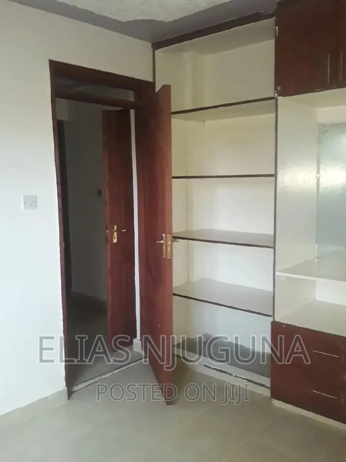 2bdrm Block of Flats in Thome Five for rent