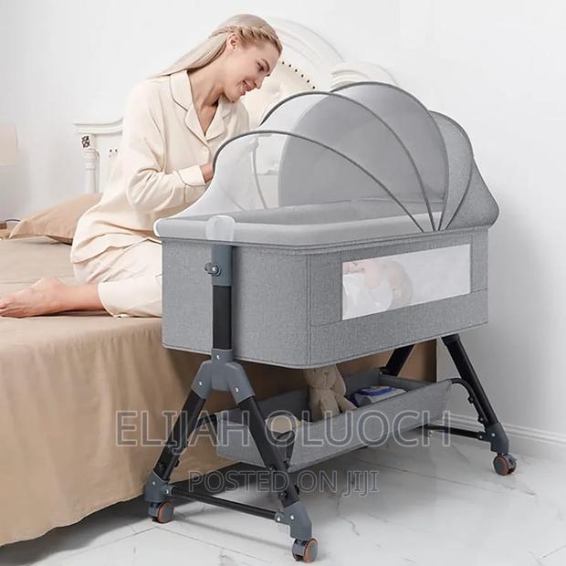 Adjustable Rockable Bed