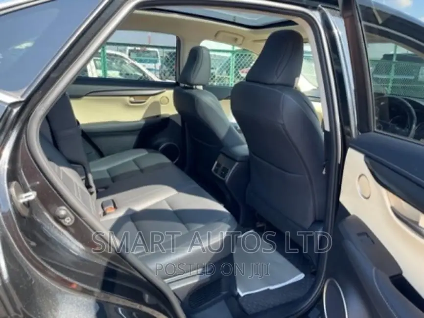 Lexus NX 2016 Black
