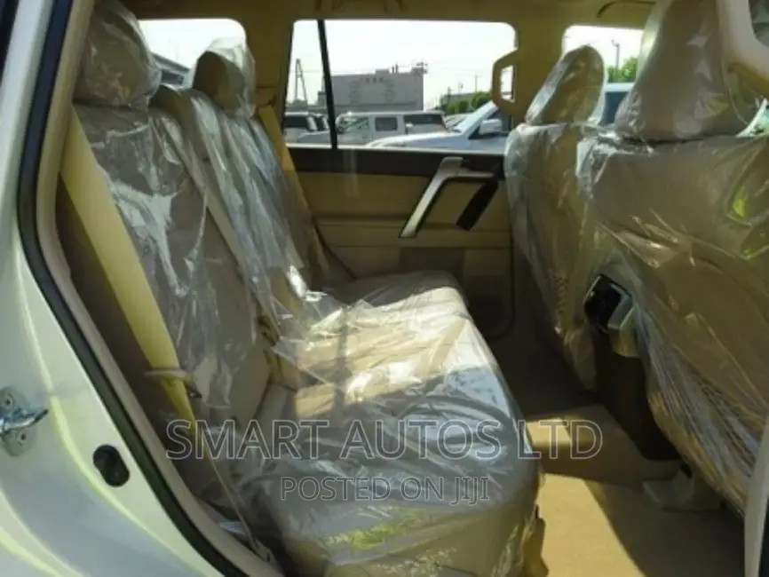 New Toyota Land Cruiser Prado 2023 Pearl