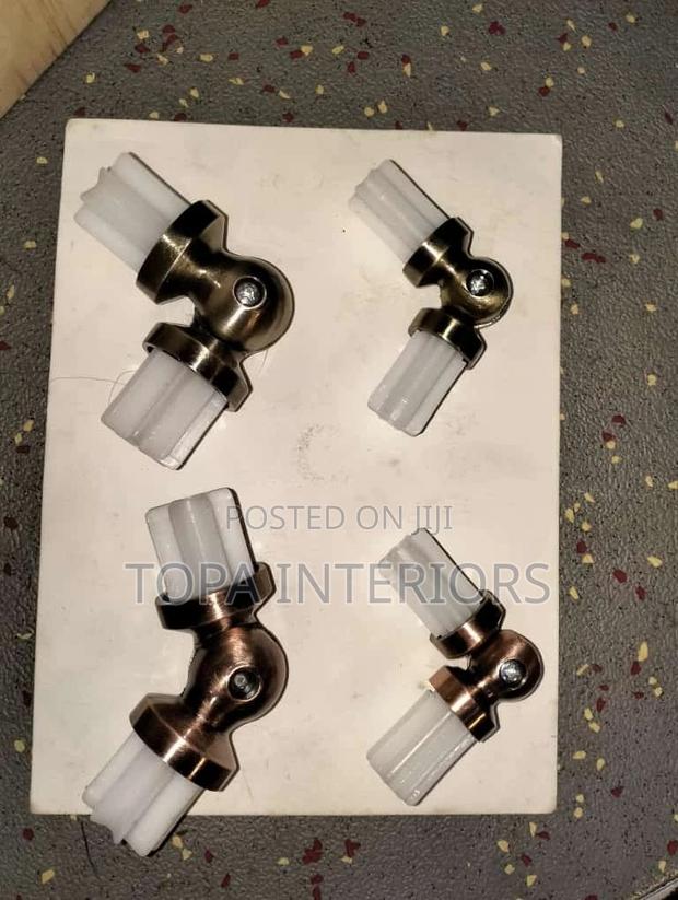 Angled Window Adjustable Corner Joints That Are Rotatable