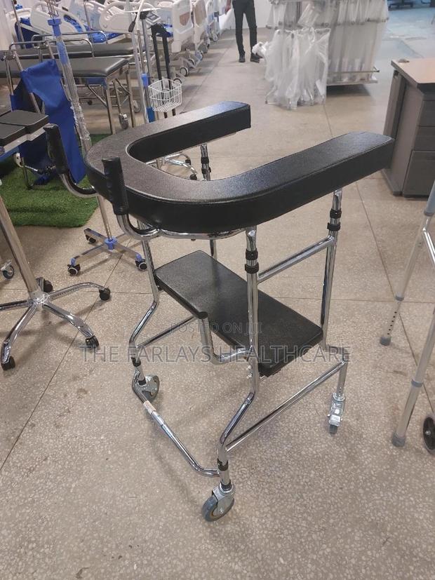Adult Walker With Arm Support and a Seat. - thumbnail 3