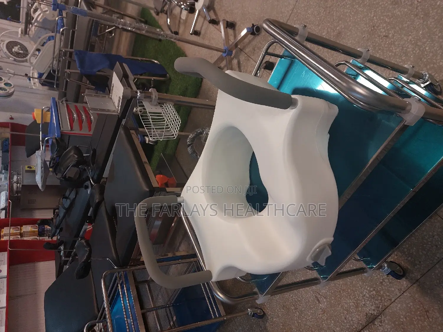 Toilet Raiser With Armrests **