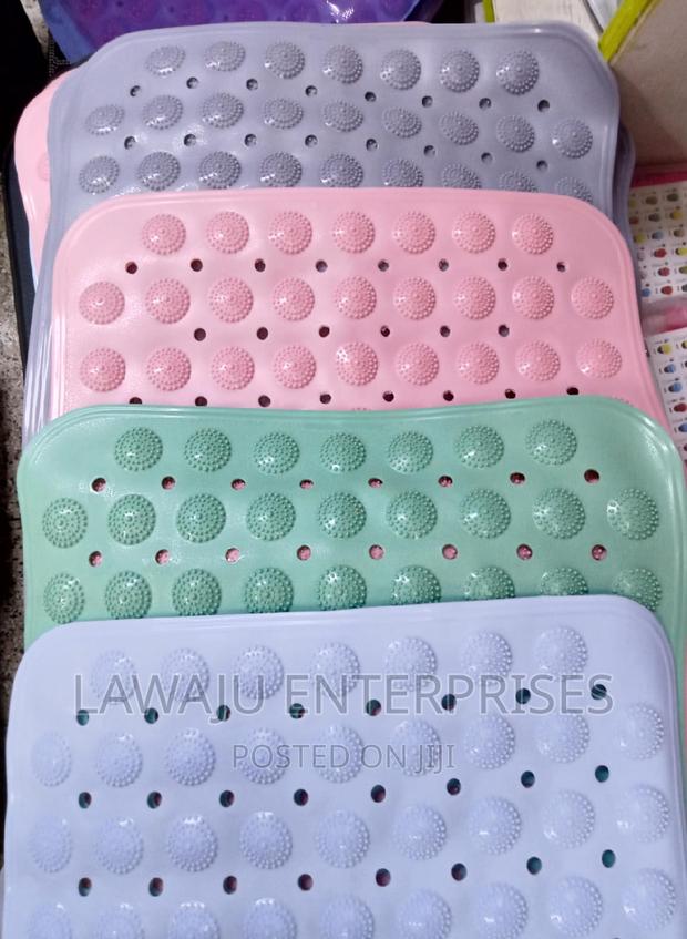 Suction Cup Non Slip Bath Tub Mat