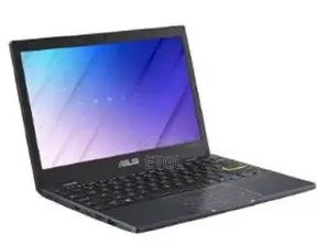 New Laptop Asus ROG Mothership (GZ700) 8GB Intel Core i7 SSD 256GB