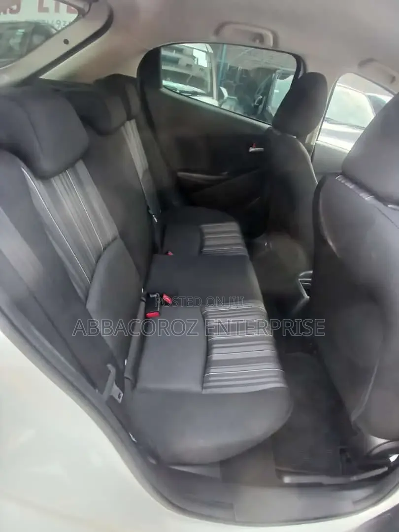 Toyota Probox 2016 Pearl