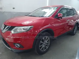 Nissan X-Trail 2016 Red