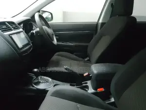 Mitsubishi RVR 2016 Silver
