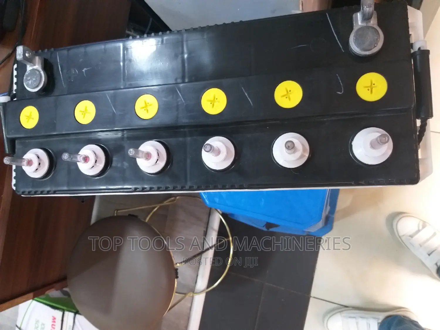 Luminous 200ah / 12v Deep Cycle Agm SMF Inverter Battery