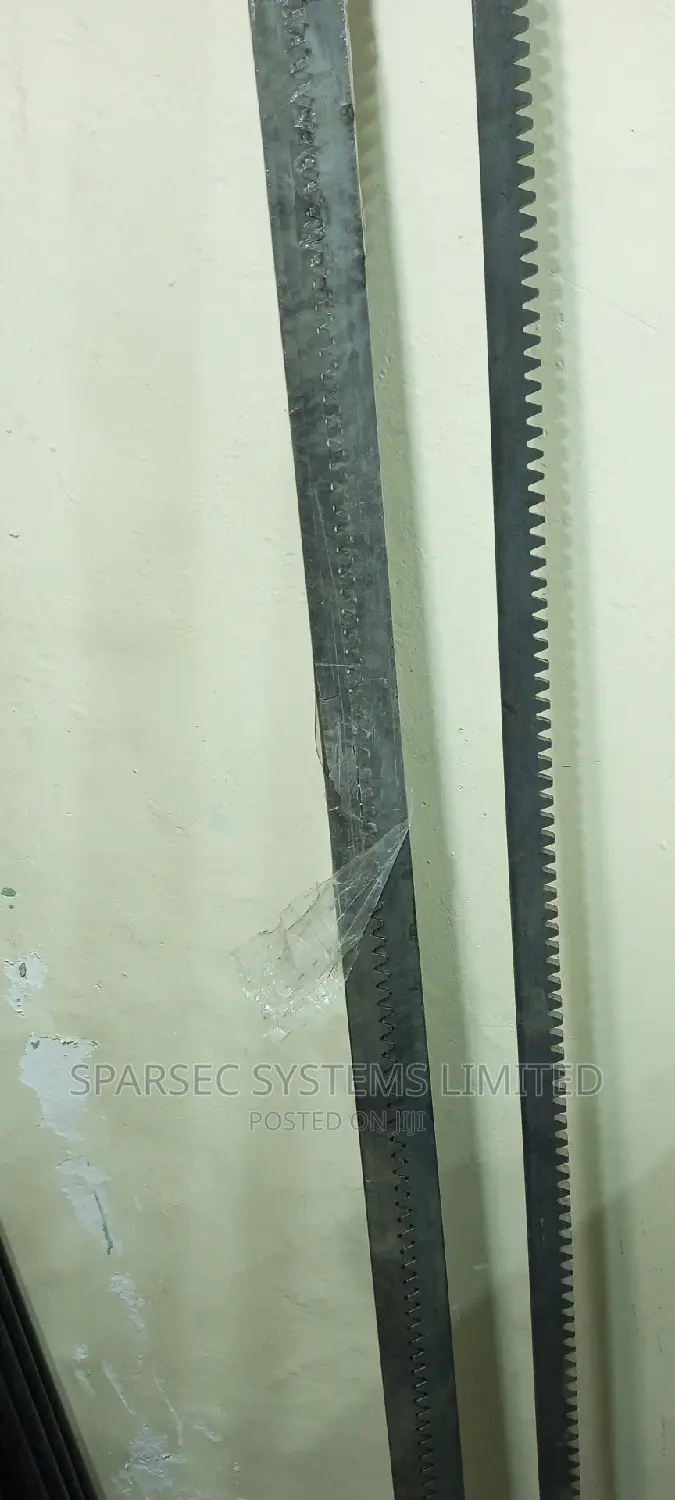 Sliding Gate Steel Gear Rack/Rail
