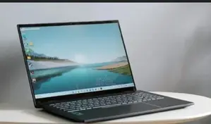 New Laptop Asus 16GB Intel Core I7 SSD 1T