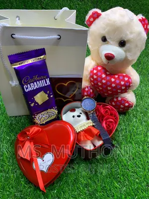 VALENTINES/ Birthday Women Gift Set