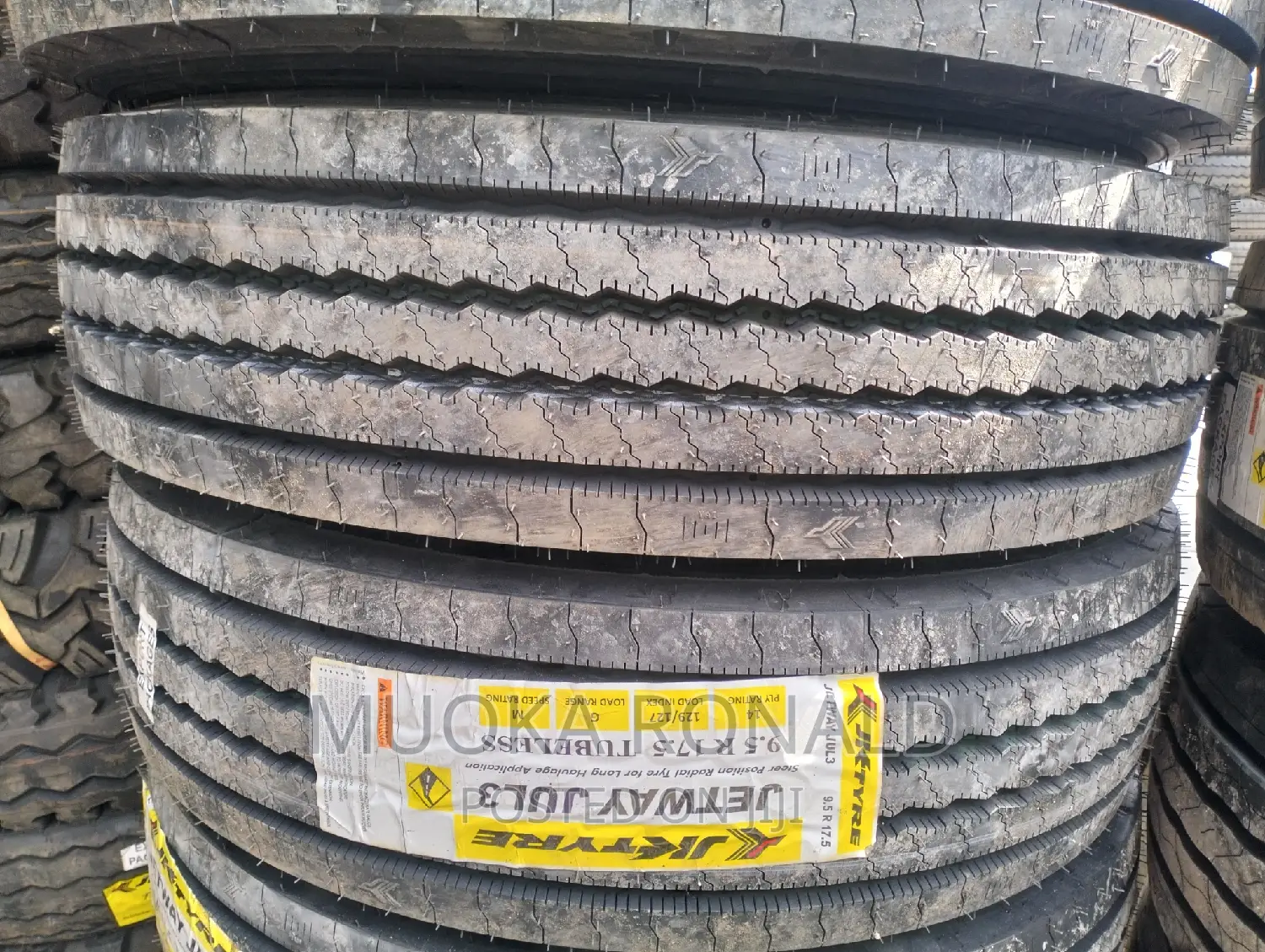 9.5r17.5 Jk Tyre Made in India