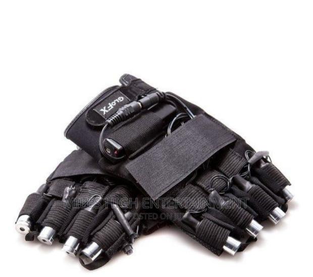 LED Gloves With Lasers - thumbnail 3
