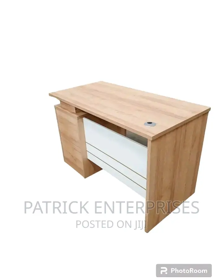 Executive Imported Morden Office Desk 1.2 MTRS
